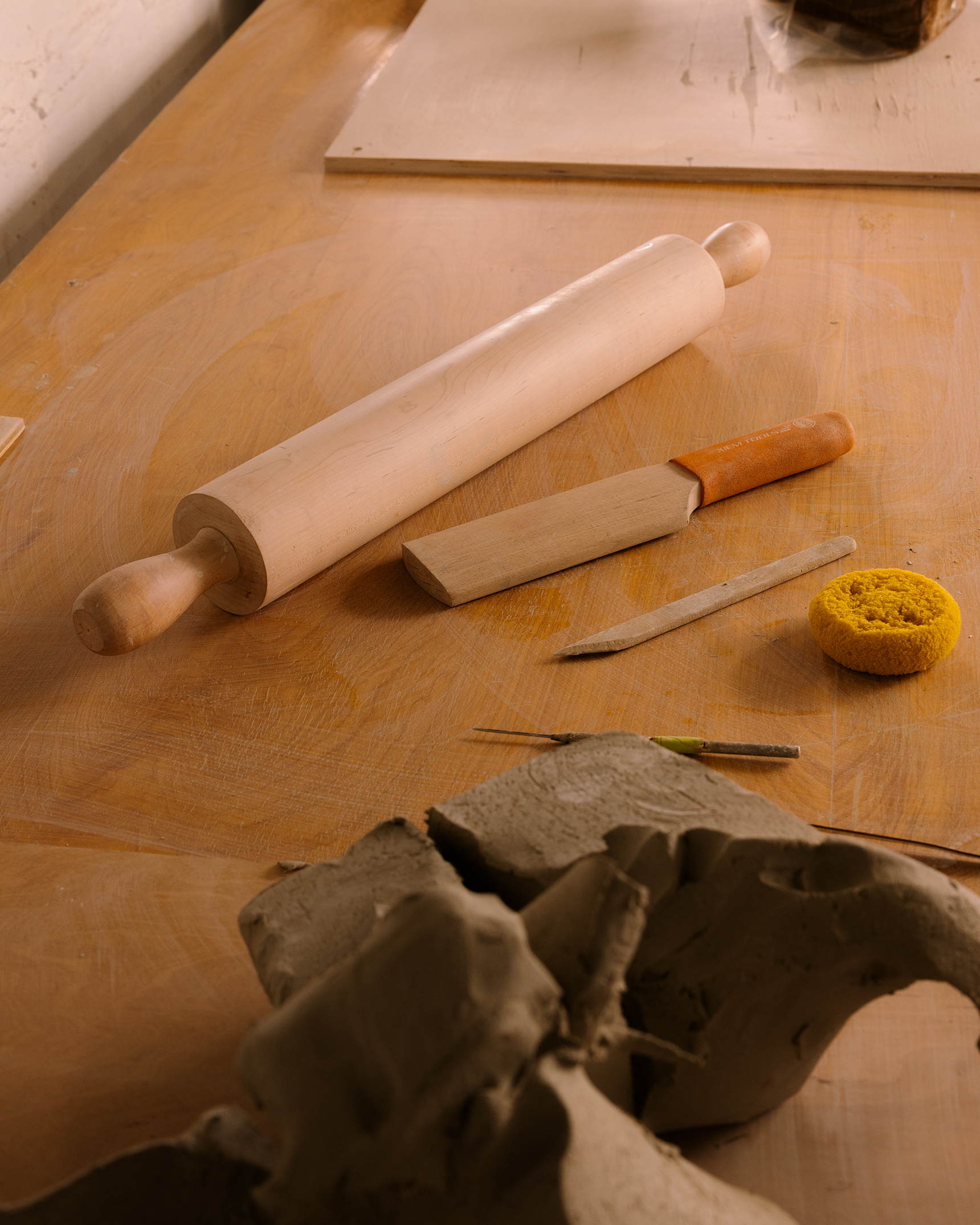Busts & Head Vessels: Handbuilding in Clay (7/12-8/30)